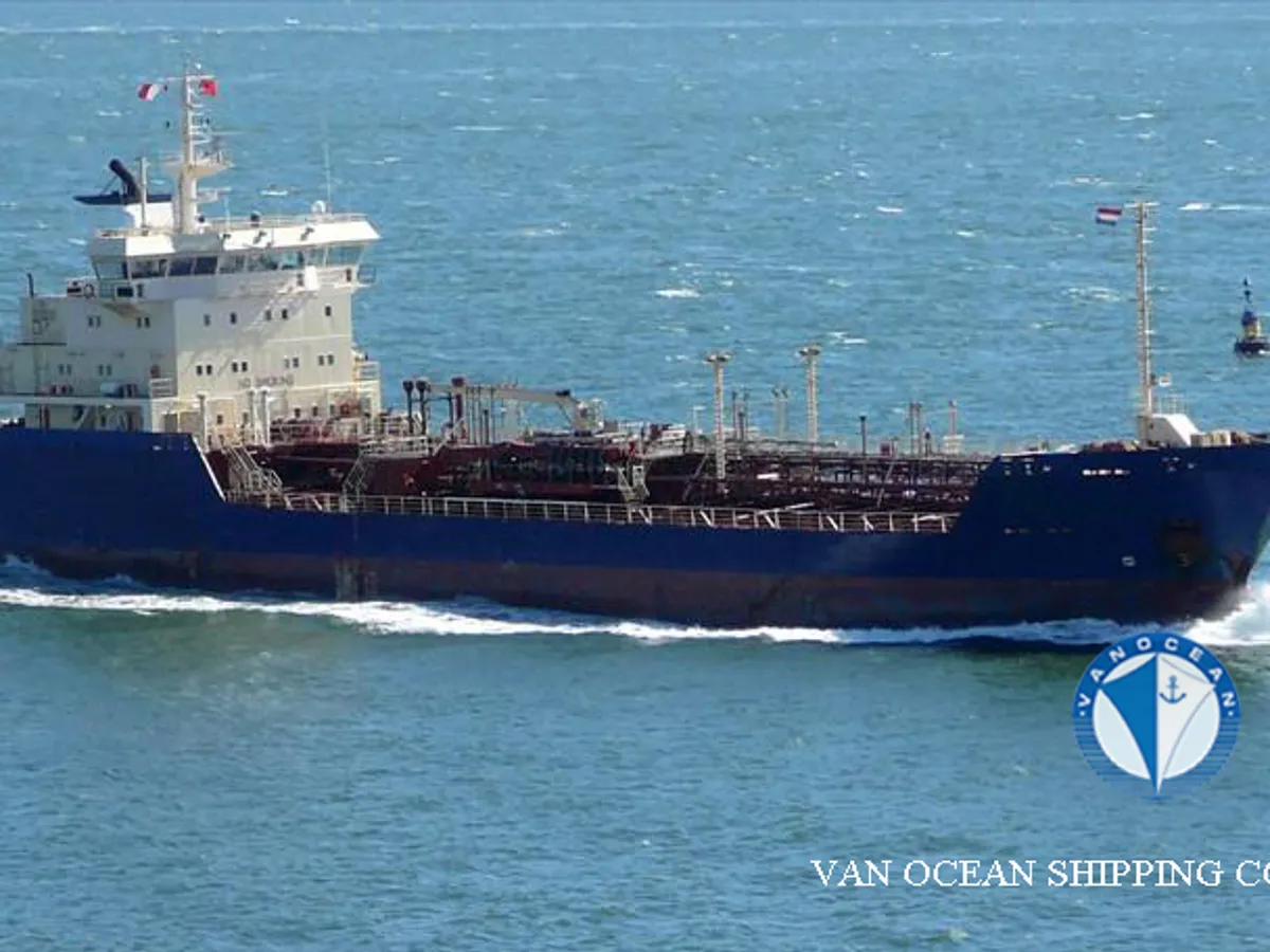 Navio-tanque de óleo/produtos químicos à venda