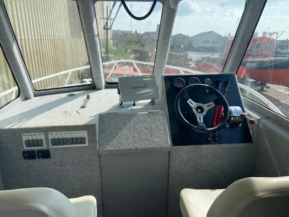 Barcos de trabalho à venda