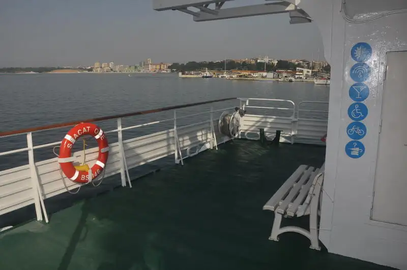 Navio de cruzeiro à venda