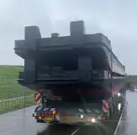 Barcaça à venda