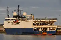 Navio de pesquisa à venda