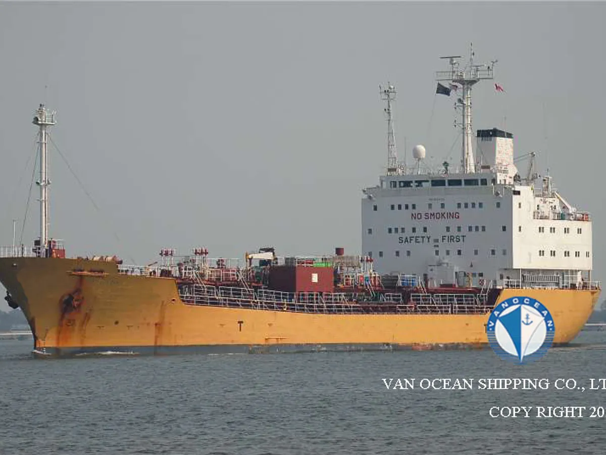 Navio-tanque de óleo/produtos químicos à venda