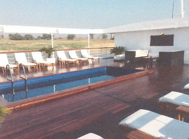 Navio de cruzeiro à venda