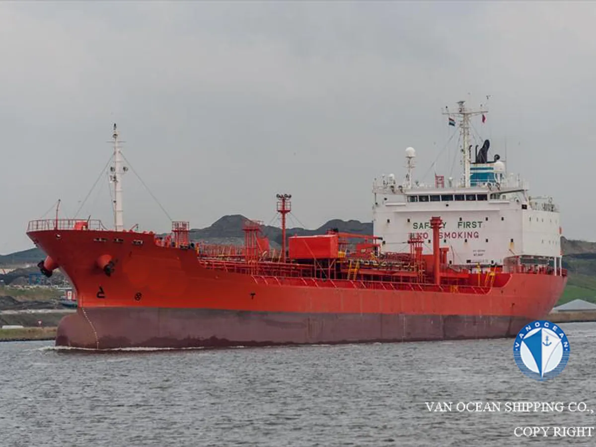Navio-tanque de óleo/produtos químicos à venda