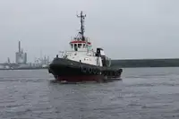 Rebocador à venda