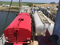 Balsa de desembarque, tanque à venda
