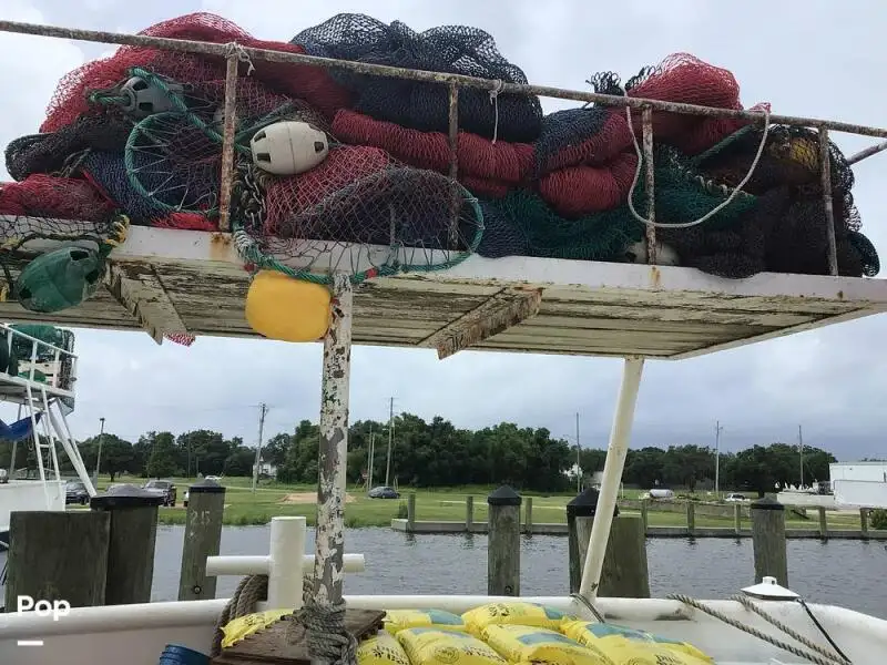 Navio de pesca de arrasto à venda