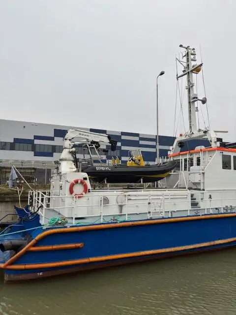 Navio de patrulha à venda