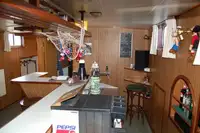 Barcaça à venda