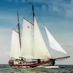 Barcaça à venda