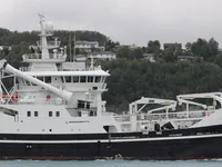 Navio de pesca de arrasto à venda