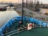 Rebocador à venda