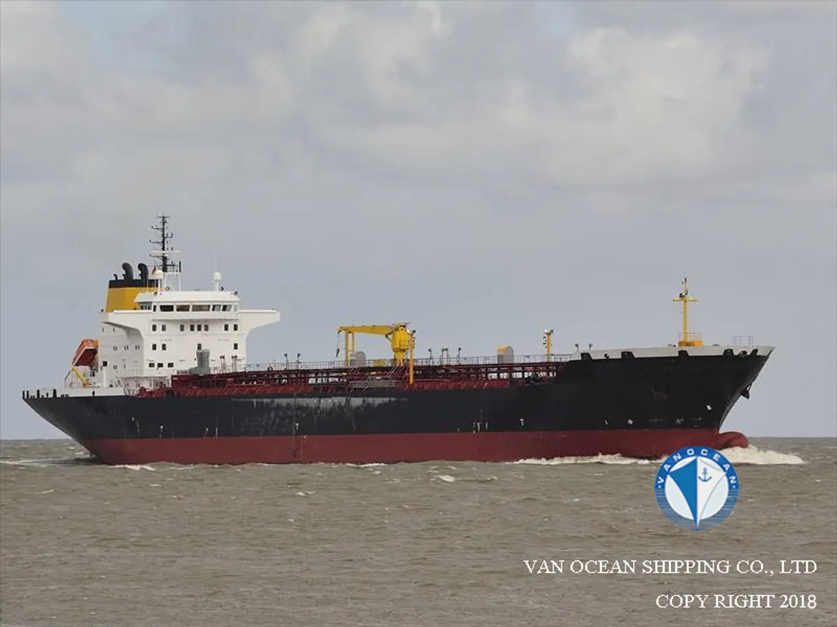Navio-tanque de óleo/produtos químicos à venda
