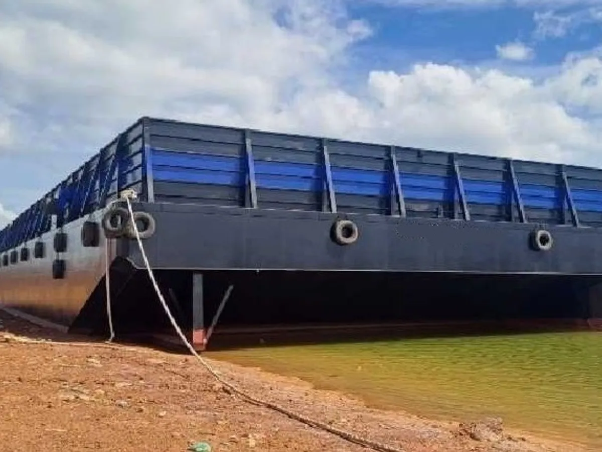 Rebocador à venda