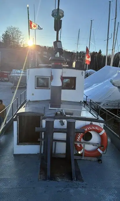 Rebocador à venda
