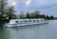 Navio de passageiros à venda