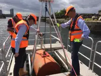 Navio porta-contêineres à venda