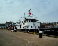 Navio de pesquisa à venda