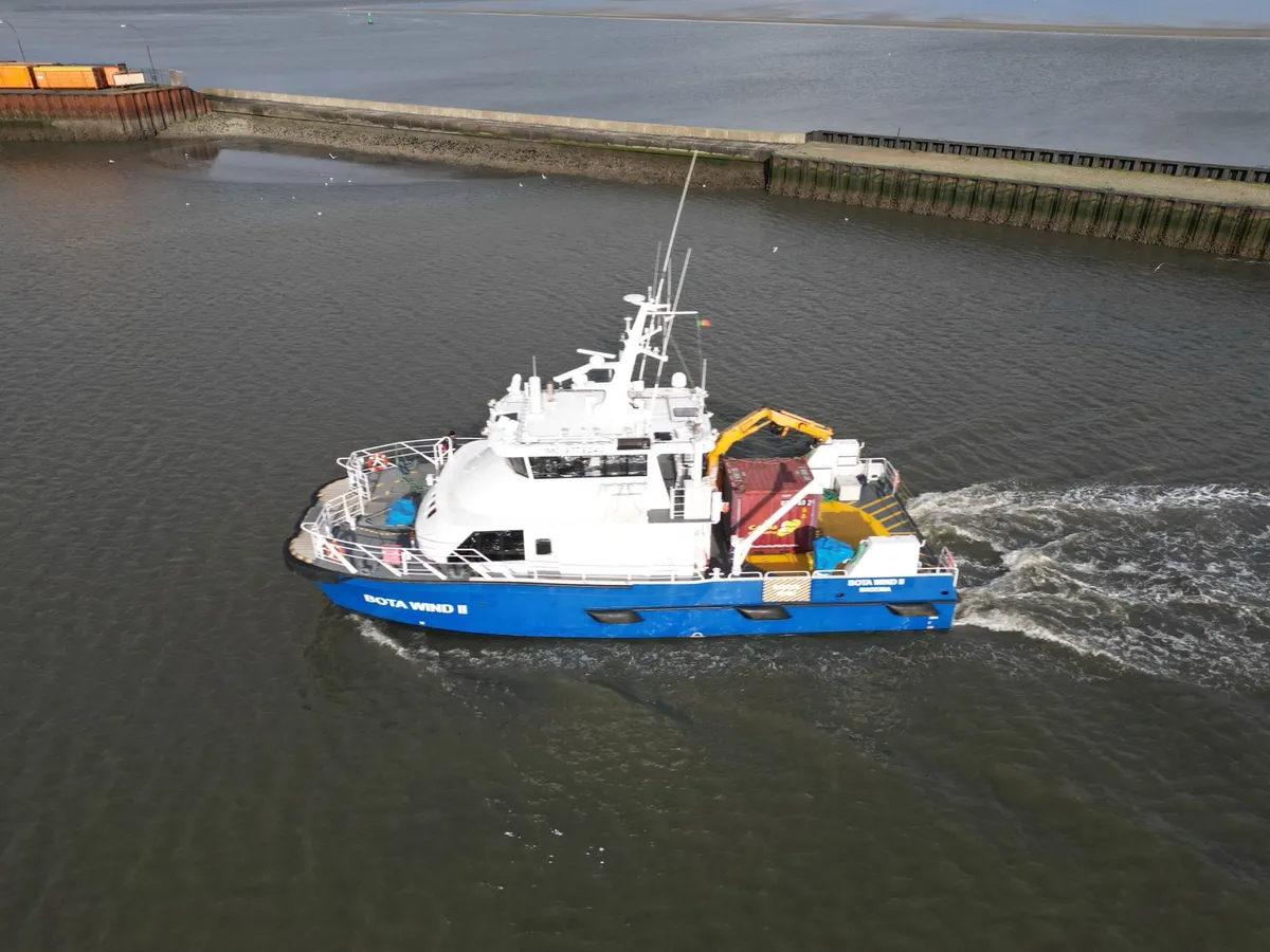 Navio de serviço para parques eólicos à venda
