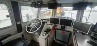 Navio porta-contêineres à venda