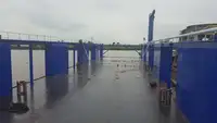 Doca flutuante à venda