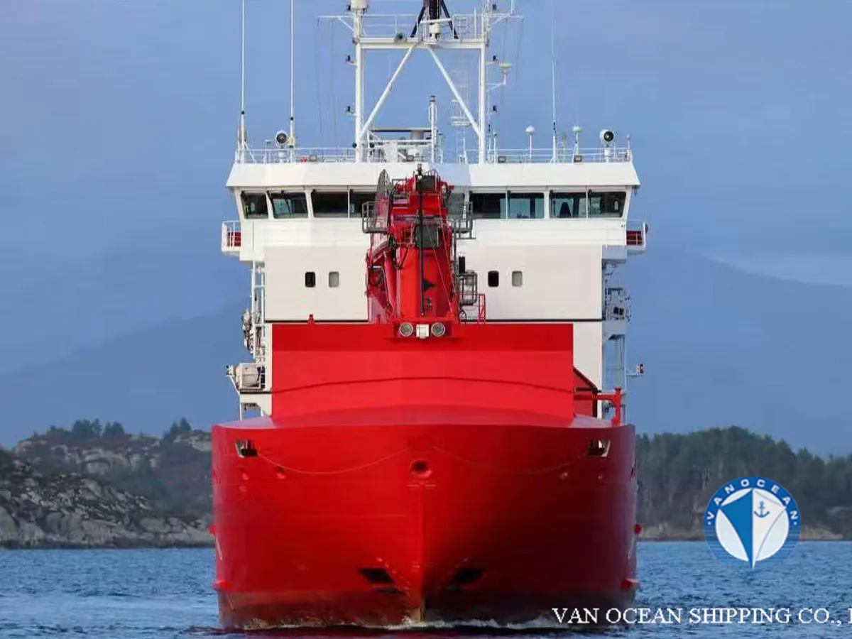 Navio frigorífico à venda