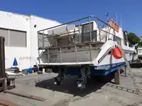 Barco de tripulação à venda
