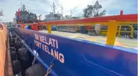 Barco de tripulação à venda