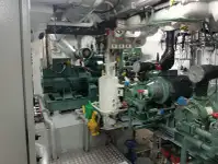 Navio de pesca de arrasto à venda