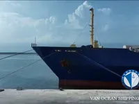 Navio frigorífico à venda