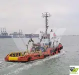 Navio de abastecimento à venda