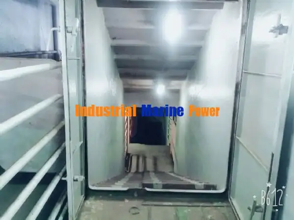 Navio transportador de gado à venda