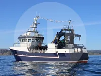 Navio de pesca à venda