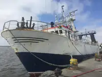 Navio de pesca de arrasto à venda