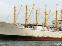 Navio frigorífico à venda