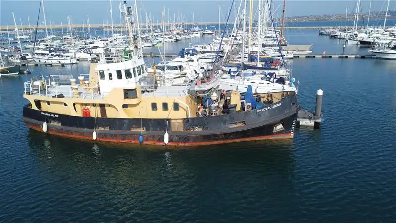 Barcos de trabalho à venda