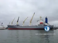 Navio frigorífico à venda