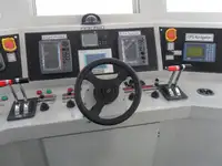 Barco de tripulação à venda