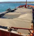 Navio porta-contêineres à venda