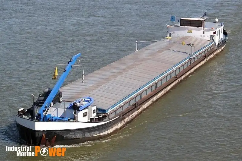 Navio graneleiro à venda