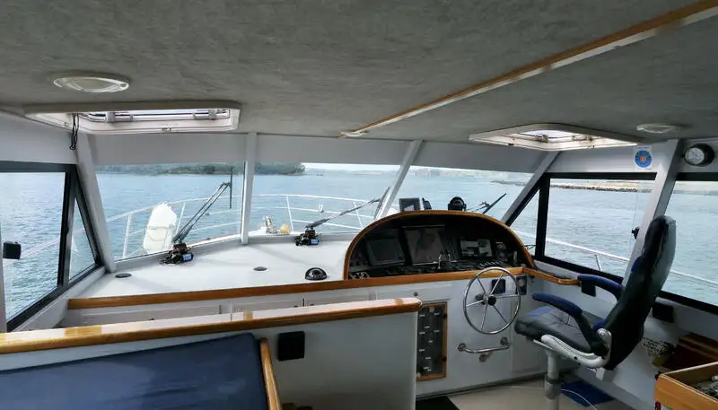 Navio de pesquisa à venda