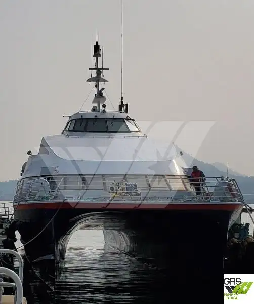 Navio de cruzeiro à venda