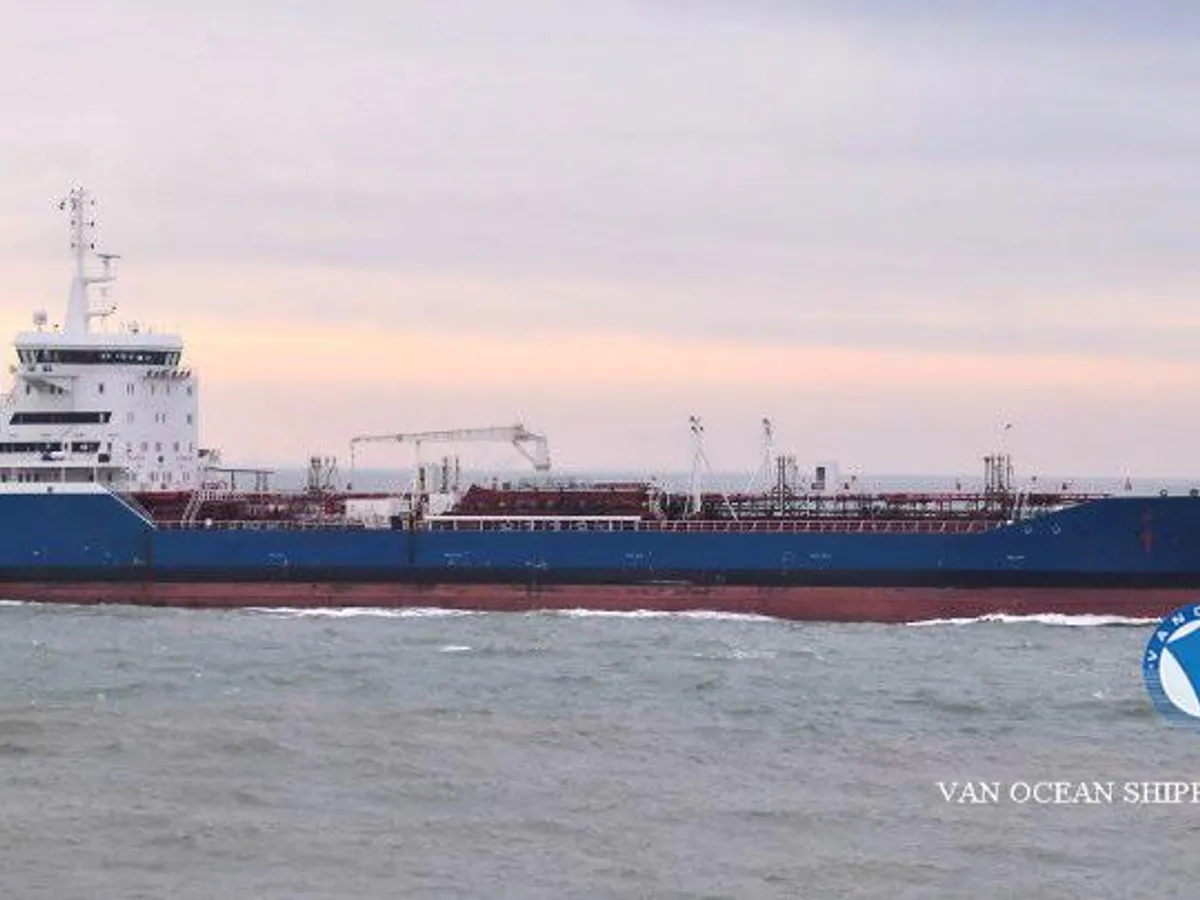 Navio-tanque de óleo/produtos químicos à venda