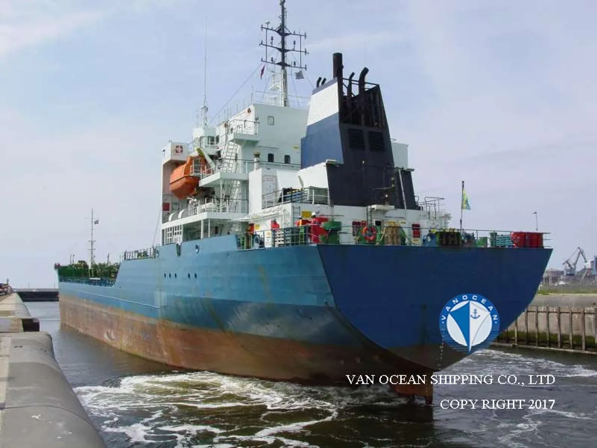 Navio-tanque de óleo/produtos químicos à venda