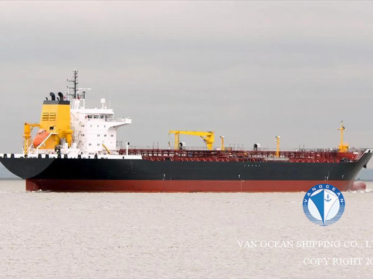 Navio-tanque de óleo/produtos químicos à venda