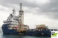 Navio de abastecimento à venda