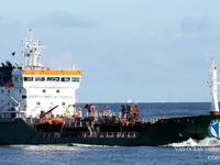 Navio-tanque de óleo/produtos químicos à venda