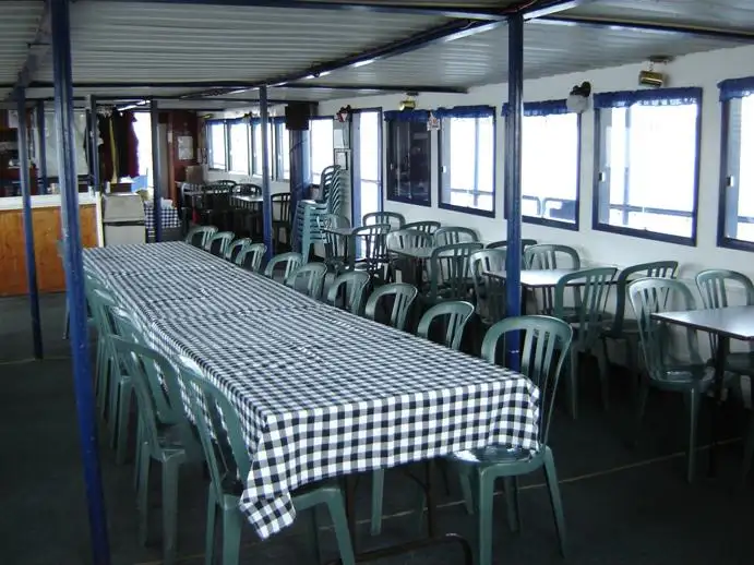 Navio de passageiros à venda