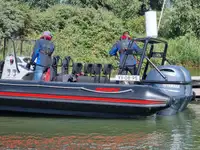 Navio porta-contêineres à venda