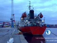 Navio-tanque de óleo/produtos químicos à venda